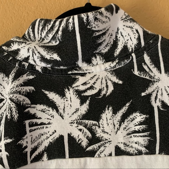 PINK Victoria’s Secret White & Black/Palm Tree 1/4 Zip Pullover - Size Small - Picture 4 of 9